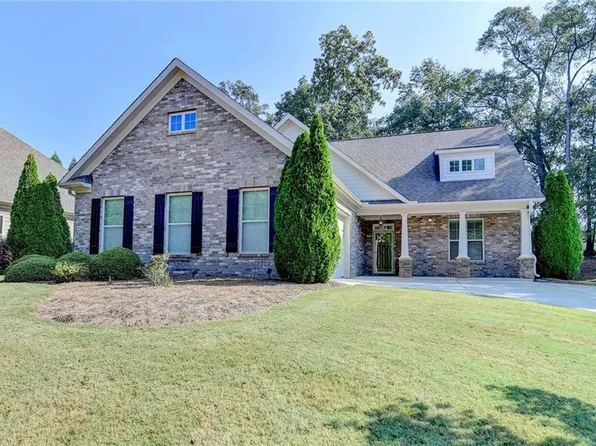549 Butterfly Ln, Braselton, GA 30517