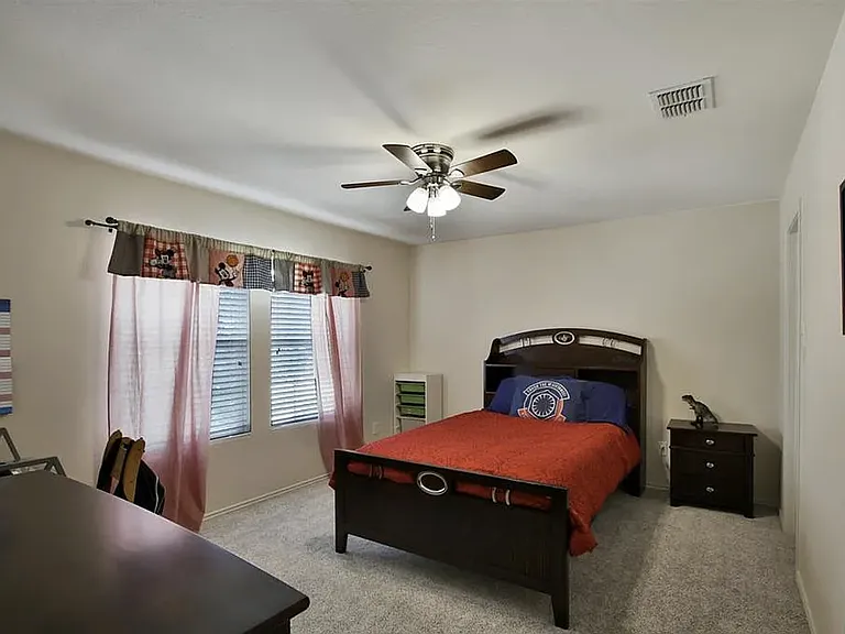 1007 Shelborn Dr — Photo 19