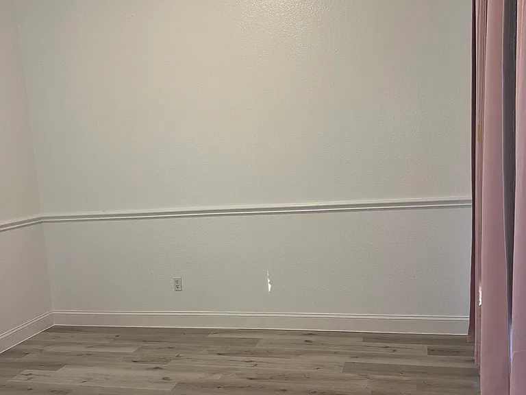 7717 Lakecrest Ct — Photo 32