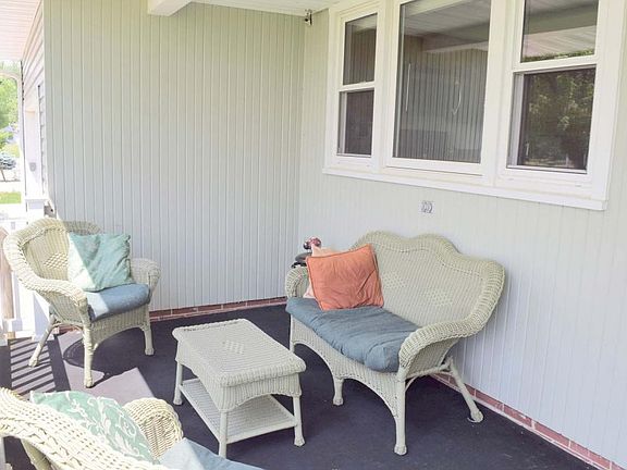 4th image of 2031 N Warpath Dr