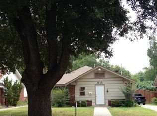 1212 S Hollywood Ave, Dallas, TX 75208