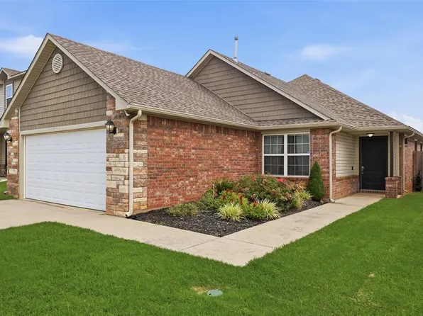 7220 Meadow Lake Dr, Yukon, OK 73099