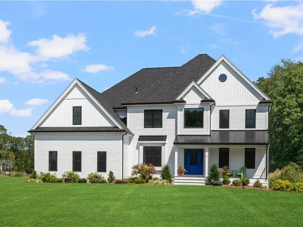 3 Bucklin Dr, Rehoboth, MA 02769