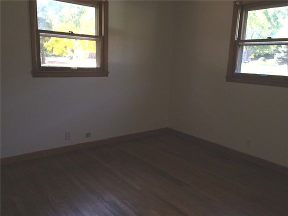 5th image of 2146 E Shayne Dr