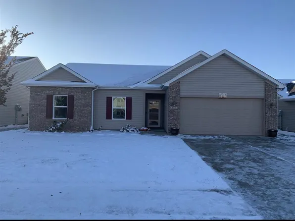 880 Belgian Ln, Lafayette, IN 47905