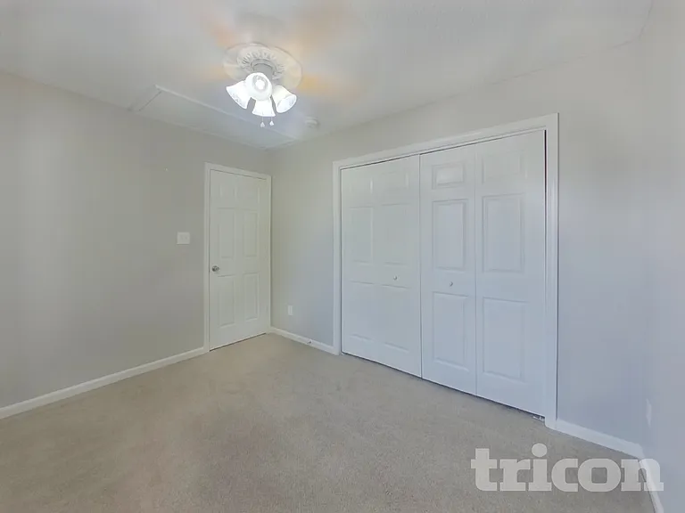 6417 Sunman Rd — Photo 14