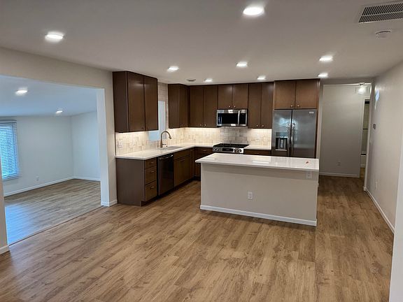 3rd image of 6117 South Ct
