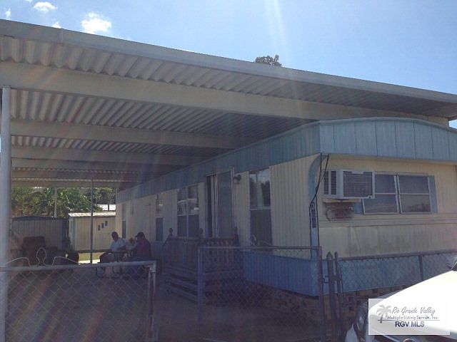 1st image of 369 Illinois Dr