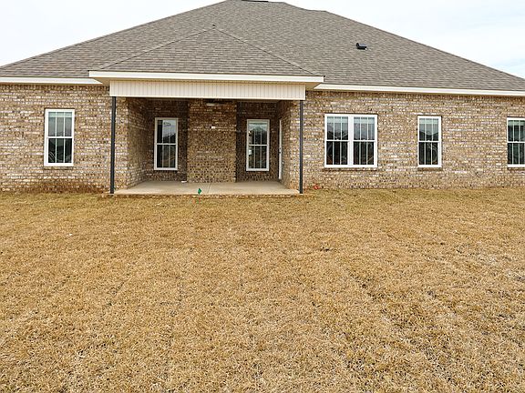 3rd image of 111 Woodwinds Ct