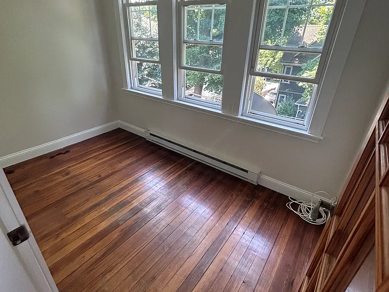 7 Lorraine St #2 — Photo 13