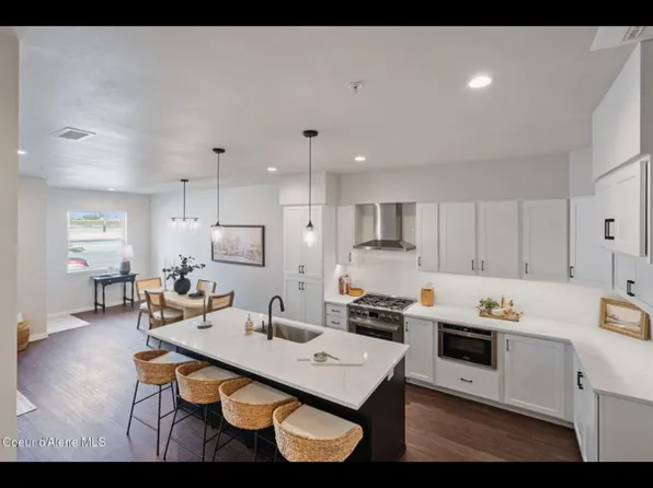 1008 E 4th Ave #1008, Post Falls, ID 83854