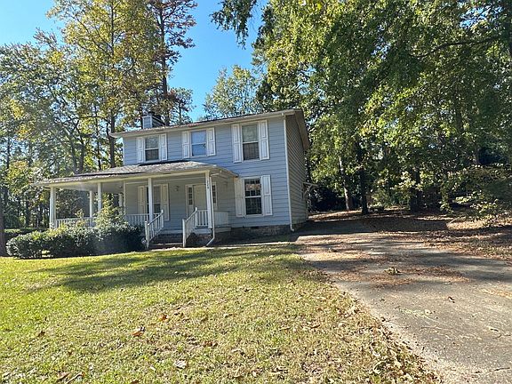 3rd image of 228 Sweetwood Cir