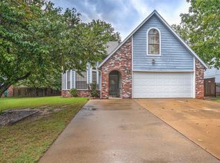 1208 W Utica St, Broken Arrow, OK 74011