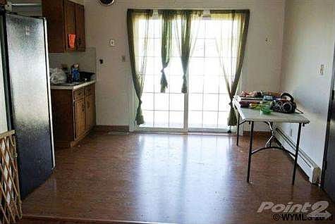3rd image of 1317 Cottonwood Dr