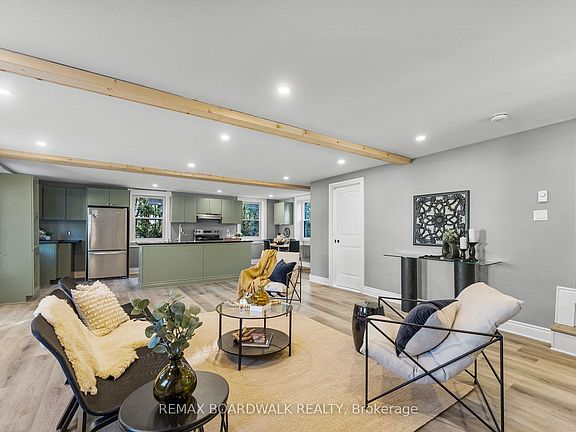 2nd image of 1523 Ventnor Rd