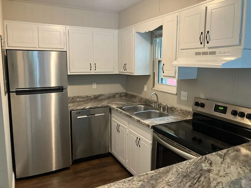 201 Avenue B #7