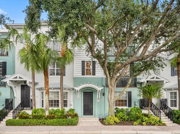 376 W Mallory Cir, Delray Beach, FL 33483