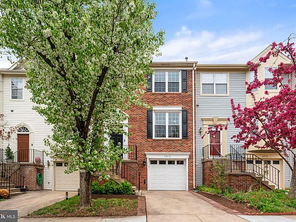 3rd image of 5814 Stream Pond Ct