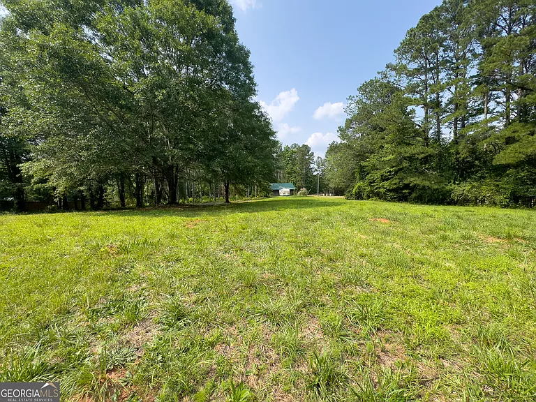 90 Howard Rd — Photo 10