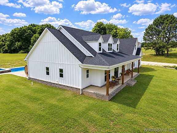 3rd image of 1197 County Road 2254