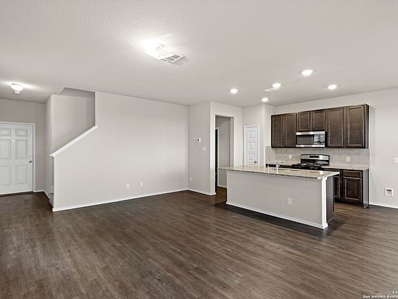 4th image of 5022 Sandstone Way
