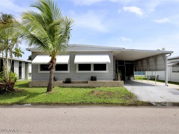 5620 Captain John Smith Loop, North Fort Myers, FL 33917