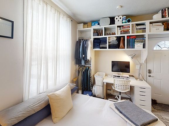 2nd image of 1110 Granger Ave #6