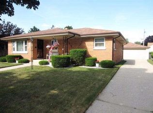 7926 17th Ave, Kenosha, WI 53143