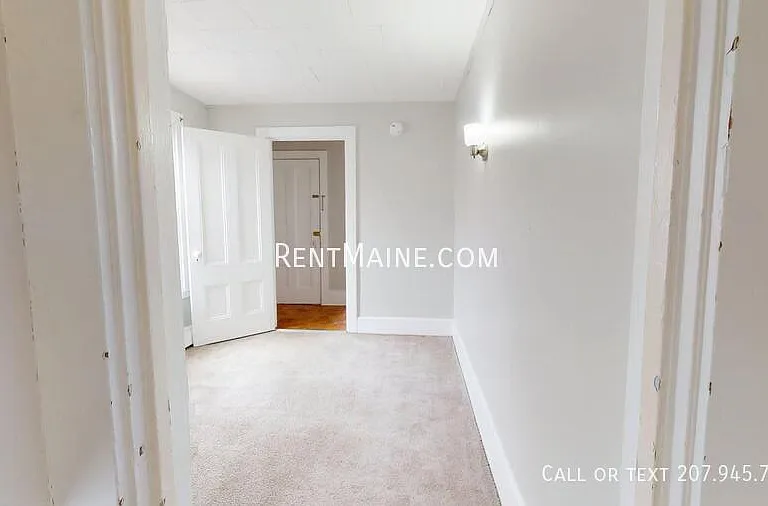 445 Main St #B — Photo 5