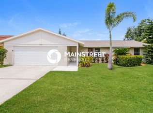 706 Jacaranda Dr, Oldsmar, FL 34677