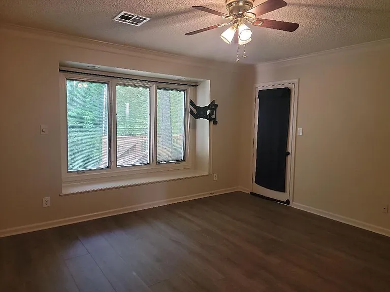 928 Running Brook Dr — Photo 18