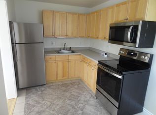 2305 NE 89th St, Seattle, WA 98115
