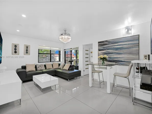 6535 W 26th Dr APT 23-39, Hialeah, FL 33016
