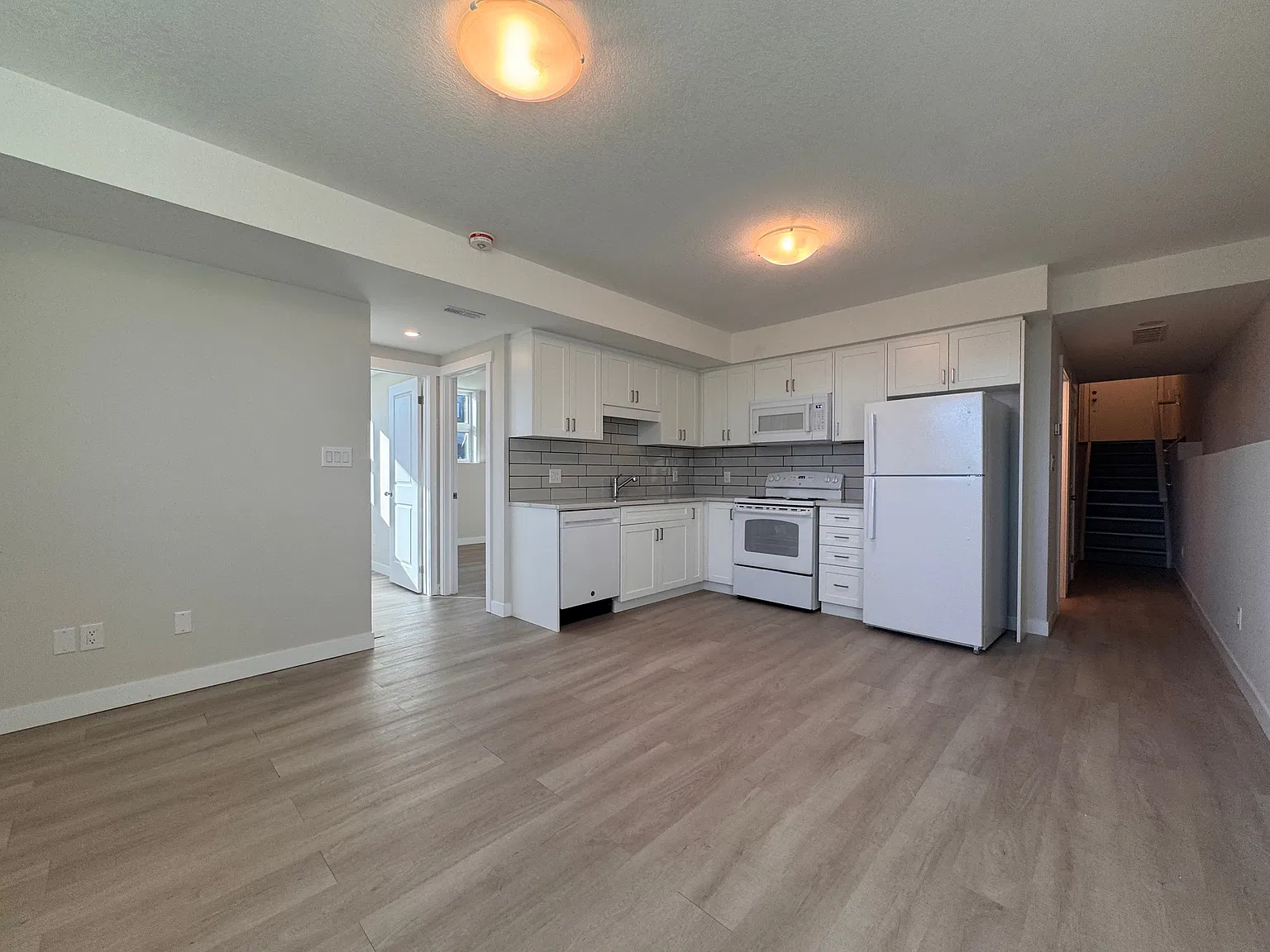 81 Moon Cres Cambridge — Photo 2