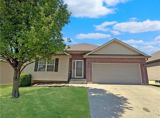 1206 Half Day Dr, Warrensburg, MO 64093