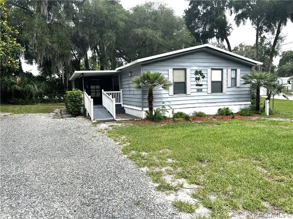 3935 E Lake Park Dr, Hernando, FL 34442