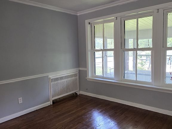 3rd image of 8241 Delmar Blvd #2-W