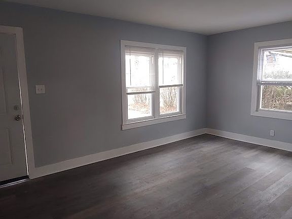 4th image of 5955 N 79th St