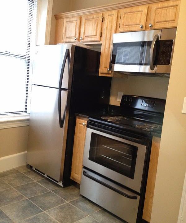 2nd image of 1326 Commonwealth Ave #1