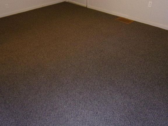 3rd image of 1244 Elm Ave
