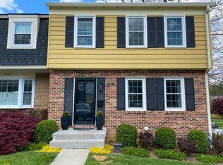 2800 Wellesley Ct, Blacksburg, VA 24060
