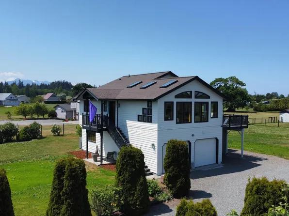 304 Jake Hall Rd, Sequim, WA 98382