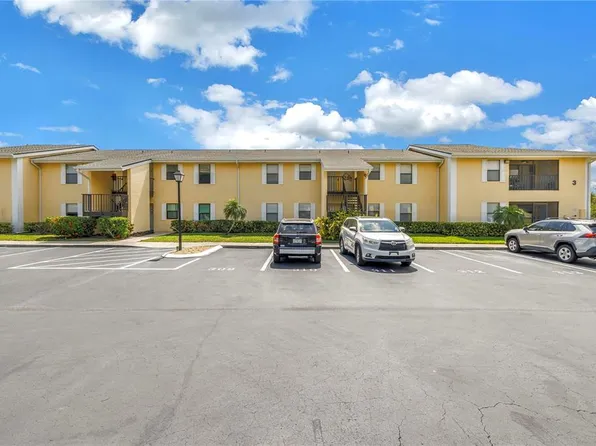 3001 58th Ave S APT 315, Saint Petersburg, FL 33712