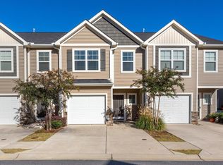 221 Button Willow St, Taylors, SC 29687