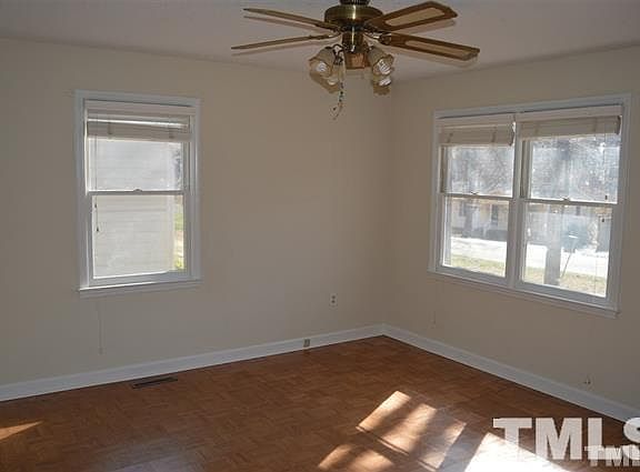 5th image of 2406 George Anderson Dr