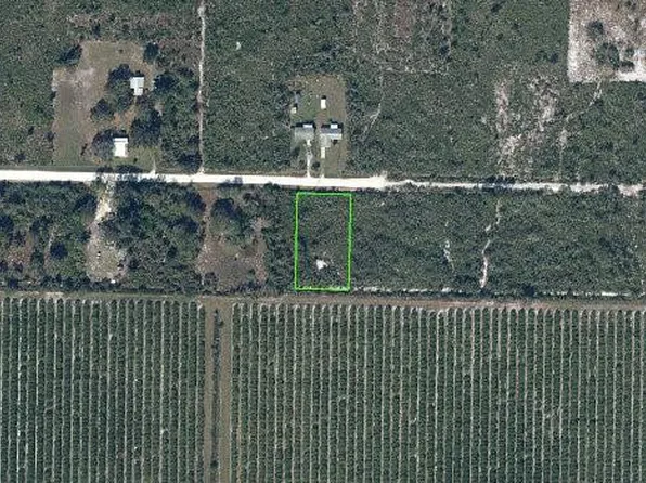 2717 Hacienda Drive, Lorida, FL 33857