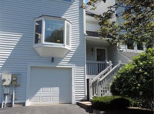 5 Camille Ln, Canton, CT 06019