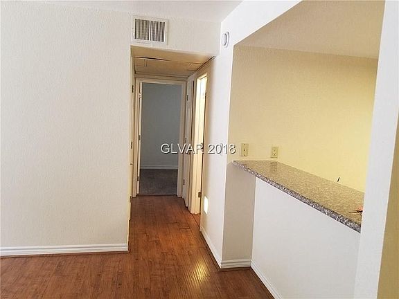 5th image of 4470 Sandy River Dr Unit 55