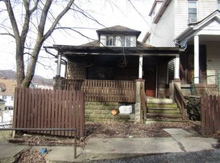 802 5th St, Mc Kees Rocks, PA 15136