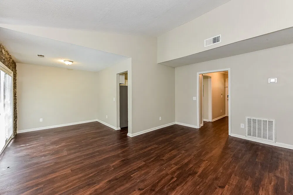 3 bed, 2.0 bath, 1540 sqft, $2,380 — Photo 4